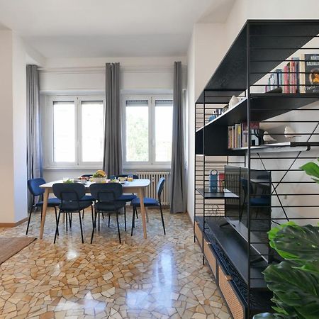 Sweett - Fontana Apartment Милано Екстериор снимка