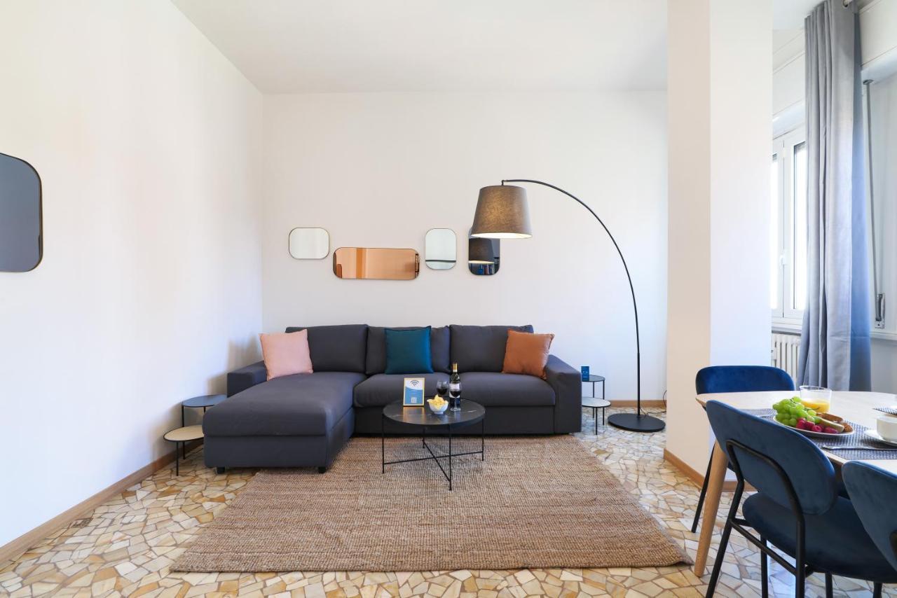 Sweett - Fontana Apartment Милано Екстериор снимка